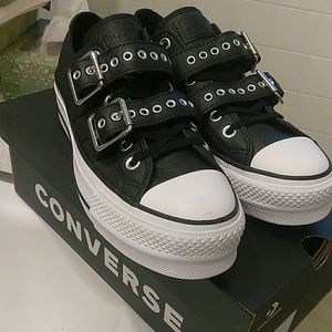 Converse Chuck Taylor Buckle Leather Lifts (NEW)